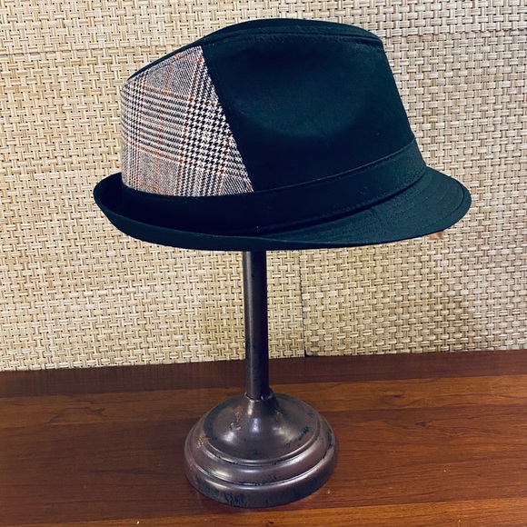 Daniel Cremieux Other - 🌟3xHP🌟Cremieux Black and Glen Plaid Fedora Hat
